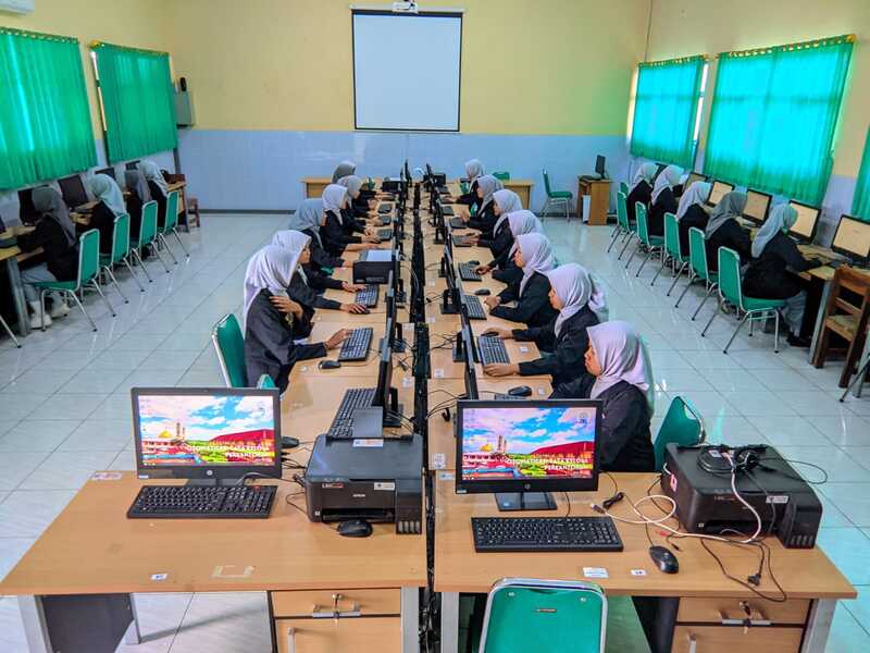 Lab Komputer Perkantoran